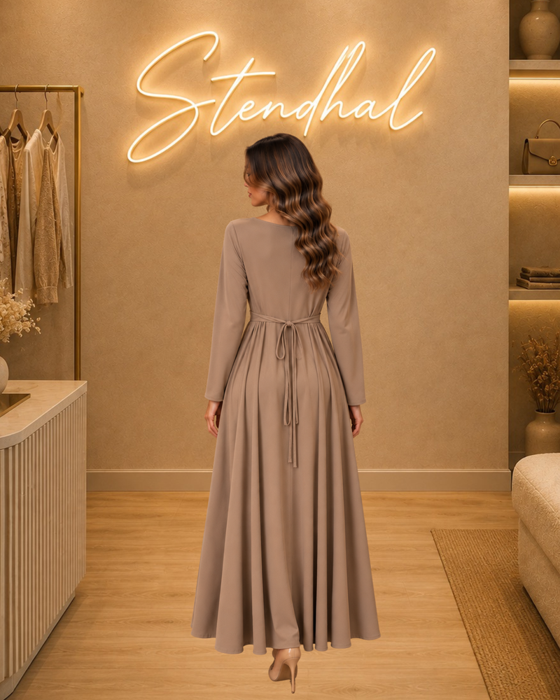 Robe manche longue nouée au dos