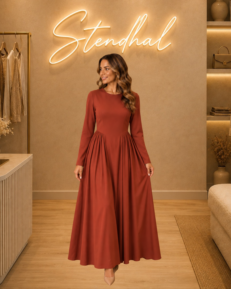 Robe manche longue nouée au dos